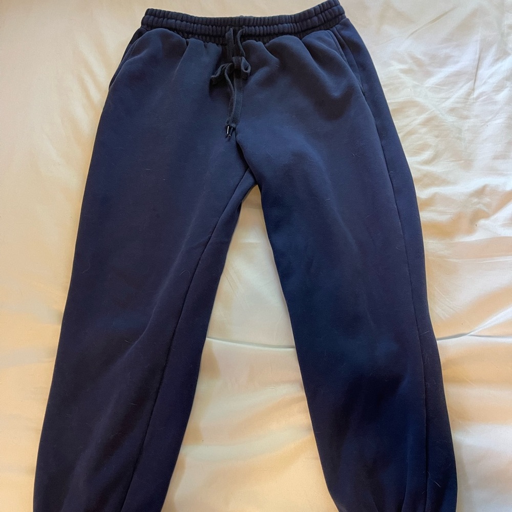 Fabletics joggers. Size Large, Navy blue color